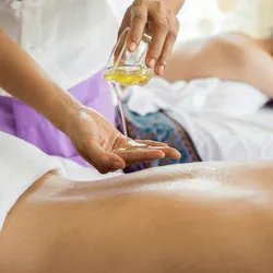 Massage tip calculator — spa and therapy gratuity guide